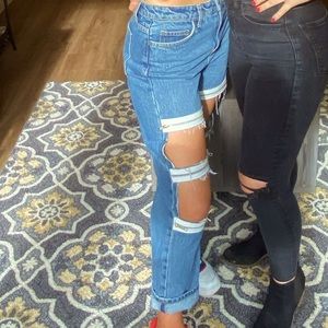 Camar distressed zipper jeans